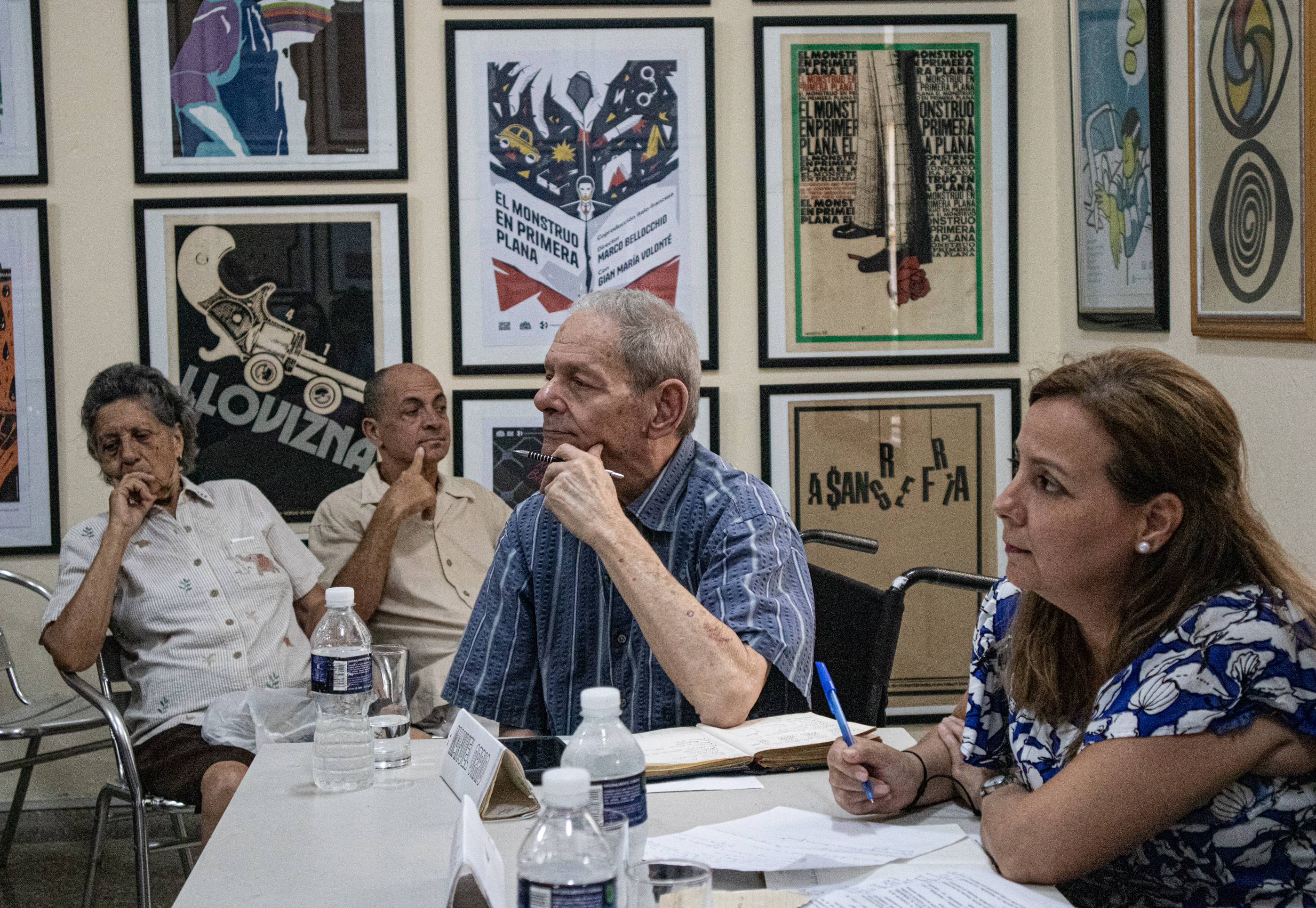 Debate del Último Jueves de la revista Temas dedicado a los "Discapacitados" nuestros de cada día.